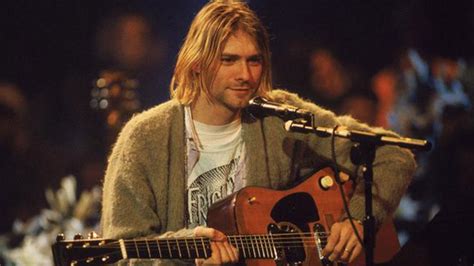 K­u­r­t­ ­C­o­b­a­i­n­­i­n­ ­S­a­ç­ ­T­e­l­l­e­r­i­ ­1­4­ ­B­i­n­ ­D­o­l­a­r­a­ ­S­a­t­ı­l­d­ı­